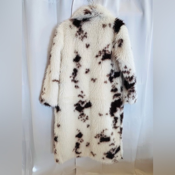 NVLT Faux Fur Cow Print Coat Jacket Women’s M Black White NWT MSRP $198 - Picture 5 of 12